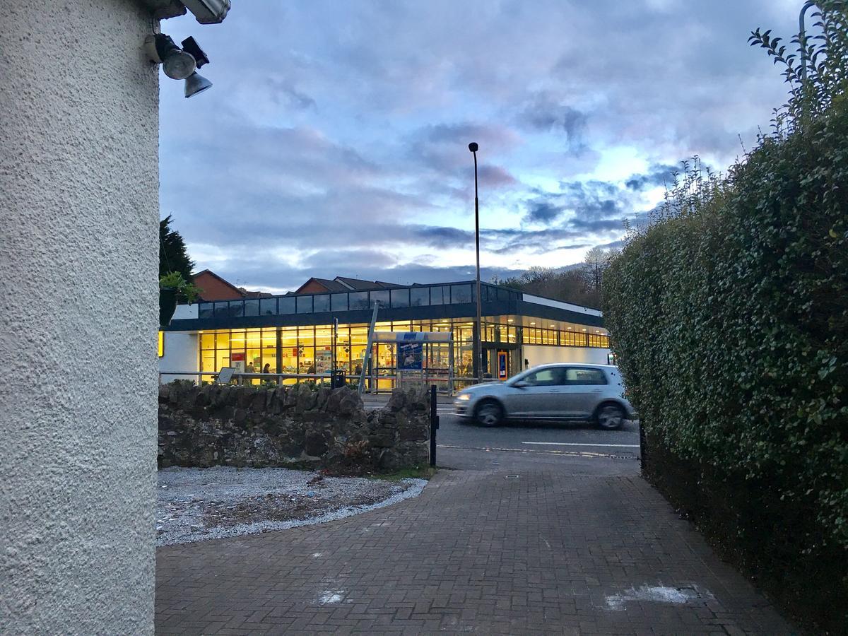 O Hostel EDI Exterior photo